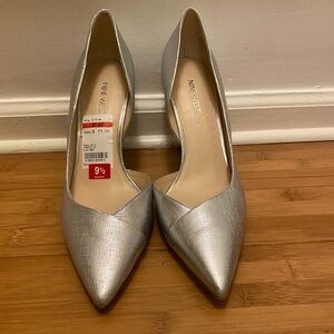 Nine West Jowzer Silver Pump